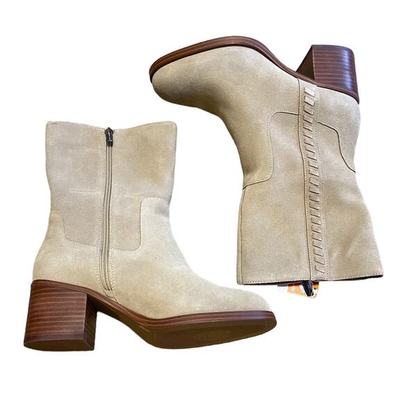 Vince Camuto Tan Heeled Boots - Picture 6 of 10